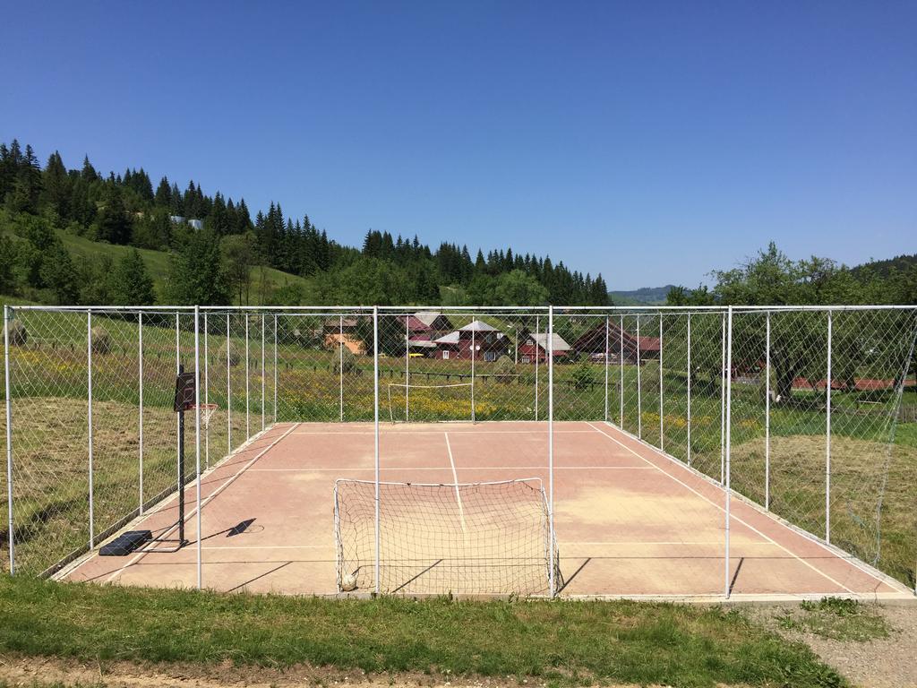 Conacul Domnitei Hotel Voroneț Eksteriør billede